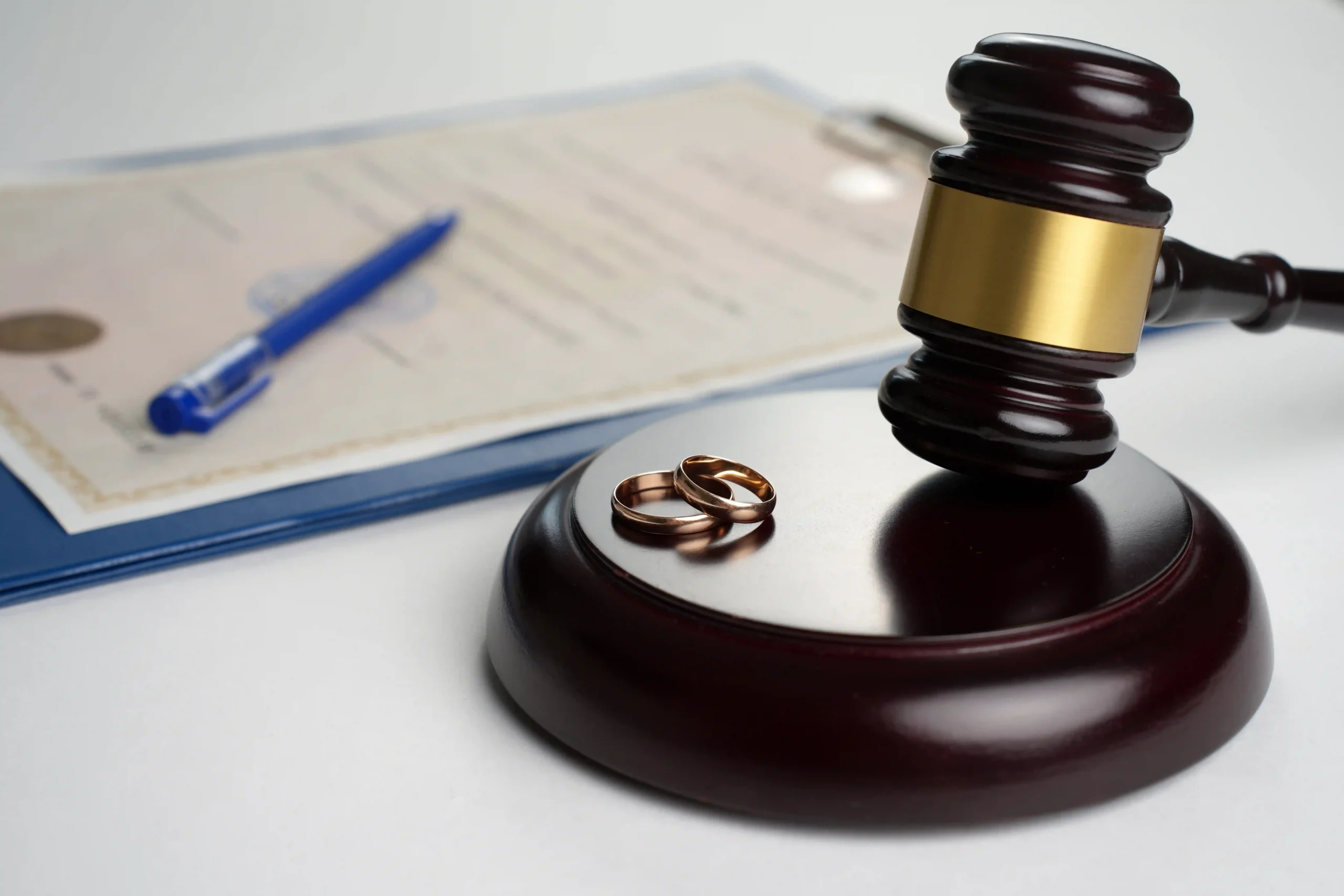 What Is Contested vs Uncontested Divorce in Kentucky?
